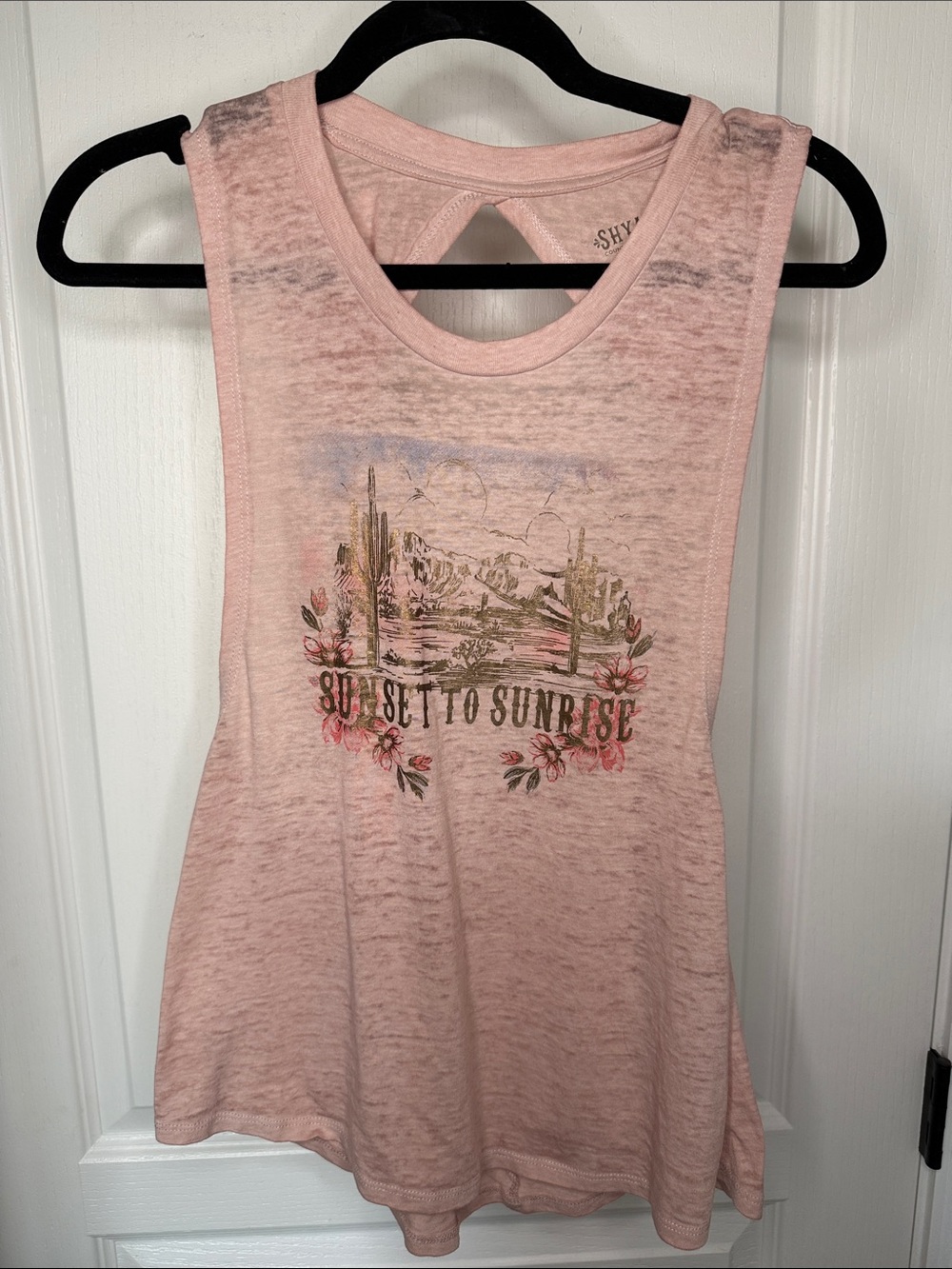 Shyanne Pink Graphic Tank Top - Sunset to Sunrise